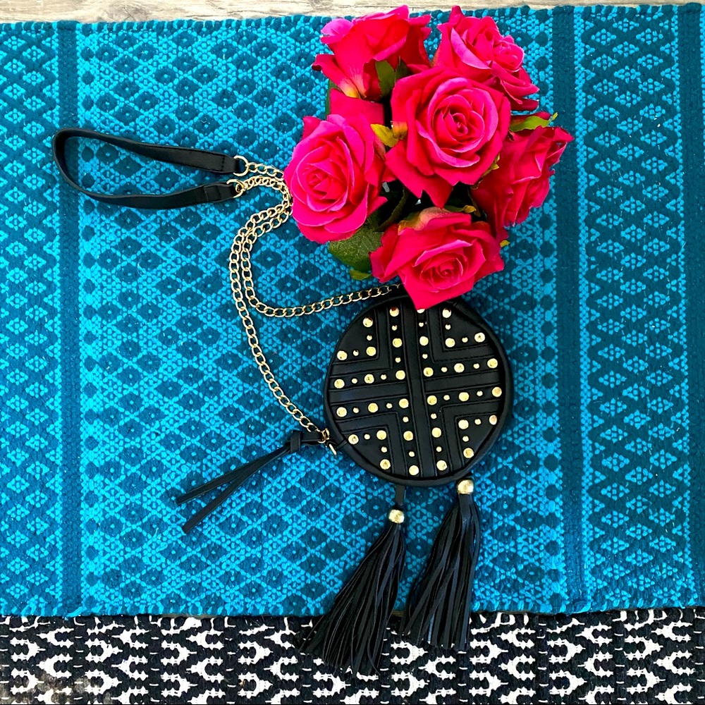 Kiss Me Couture Round Crossbody Bag w/Studded Decor and Tassels.🌹